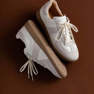 Oliver Cabell Cream Low-Top Sneakers with Gum Sole - NEW